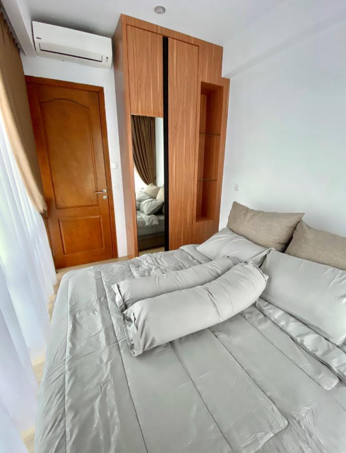 The Wahid Private Residences / Mike's Apartemen